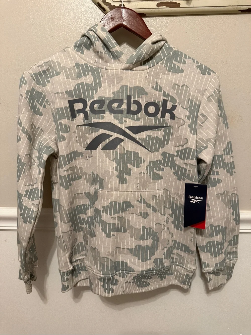 NWT! Reebok Boys Chalk Camo Logo Hoodie
